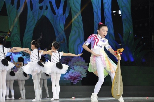 小荧星《上海Say Hello》亮相2014上海国际少年儿童文化艺术节